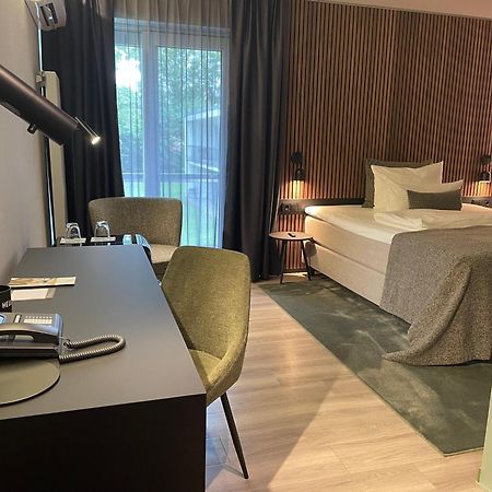 Schlosshotel Monrepos Лудвигсбург Екстериор снимка