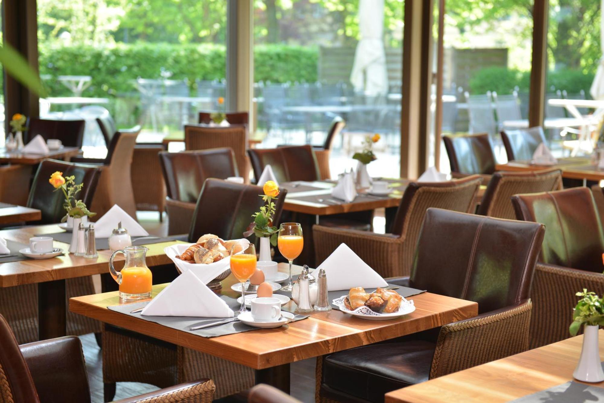 Schlosshotel Monrepos Лудвигсбург Екстериор снимка