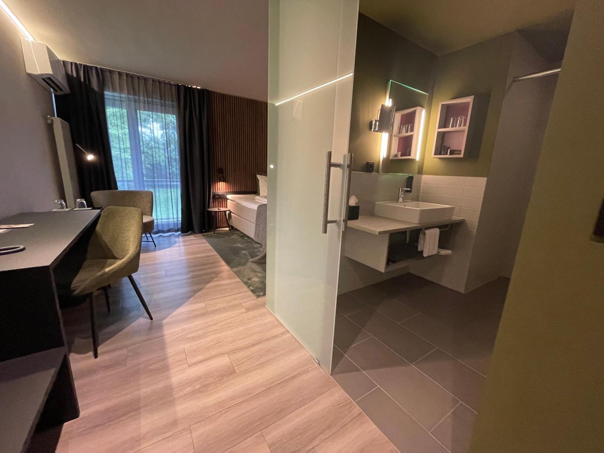 Schlosshotel Monrepos Лудвигсбург Екстериор снимка